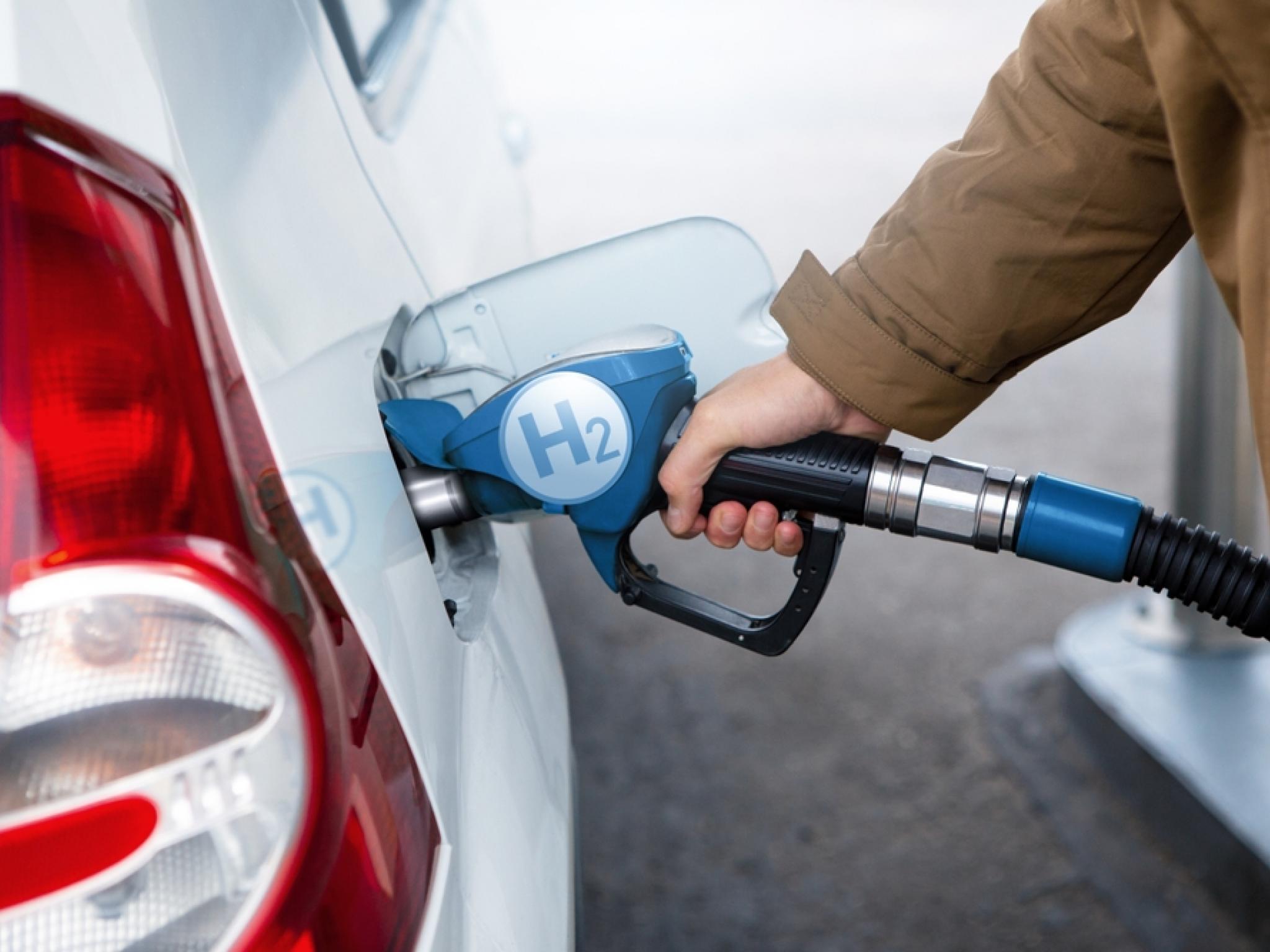 Top 2 Energy Stocks That May Explode This Month