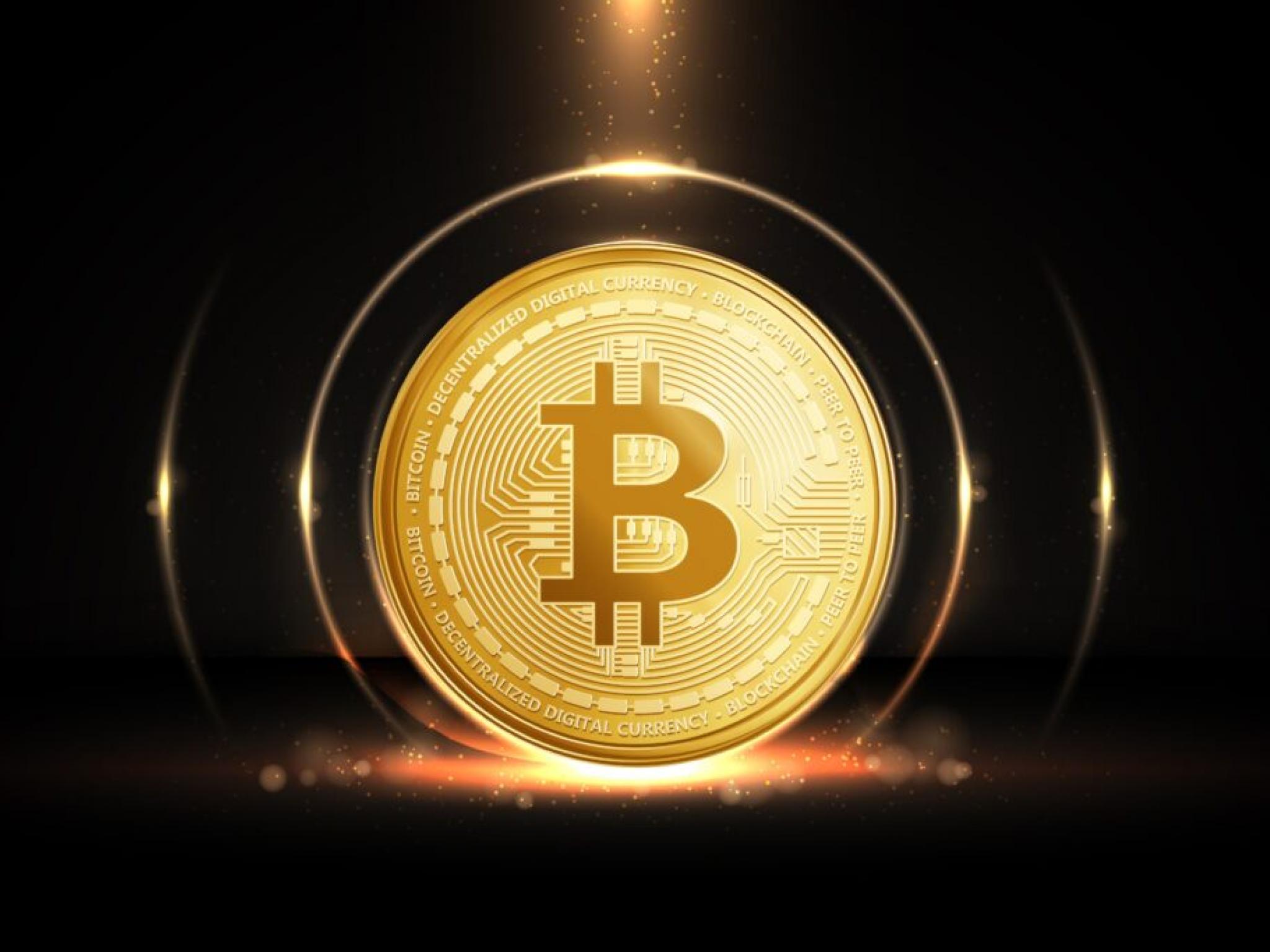 Bitcoin Performing ‘Exceptionally Well,’ Says Markets Commentator As BTC Helps Fuel A 42% Crypto Market Recovery From April Lows