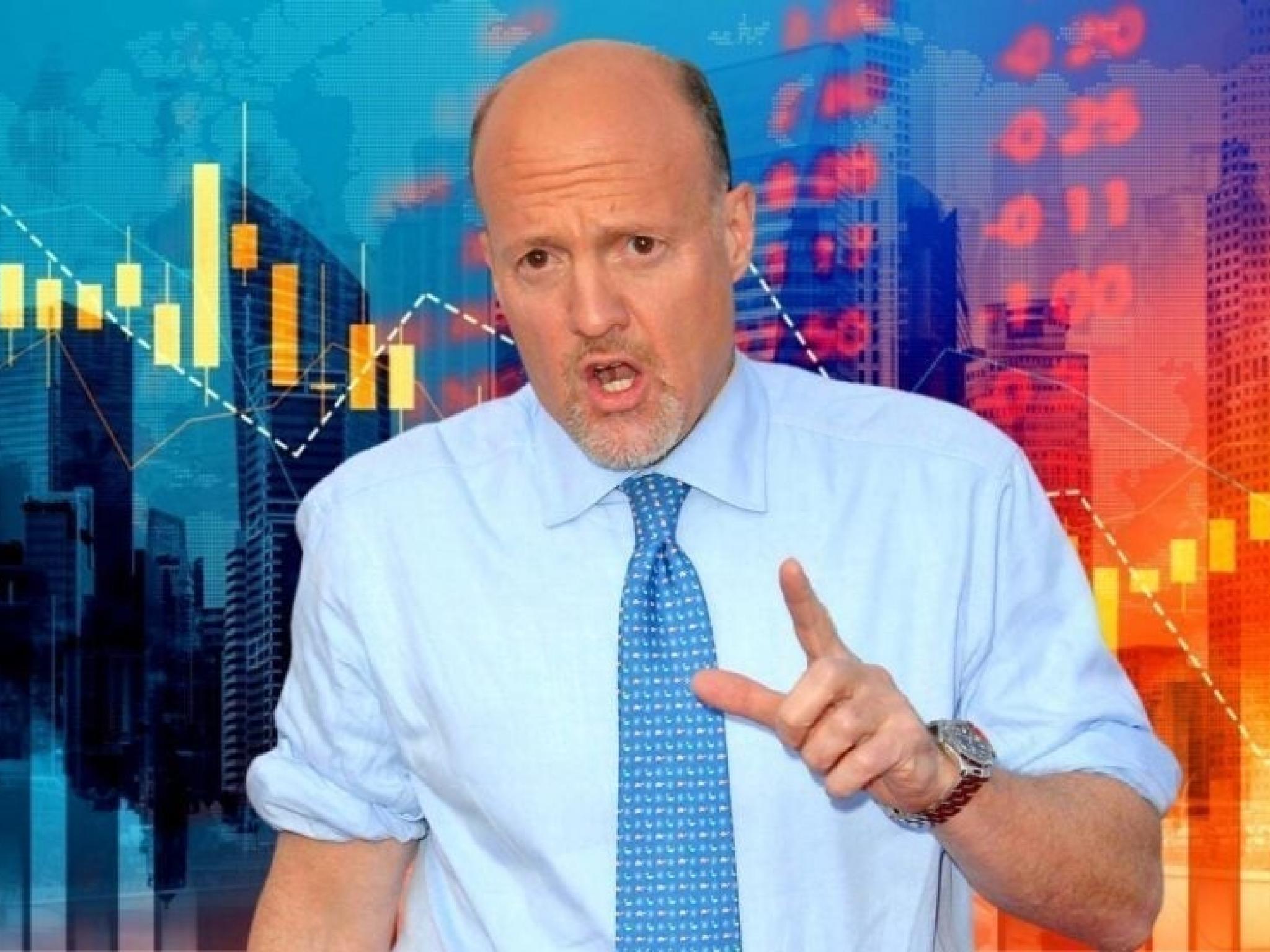 Jim Cramer: SoFi Goes To ‘New Highs,’ Recommends Not Buying This Health Care Stock