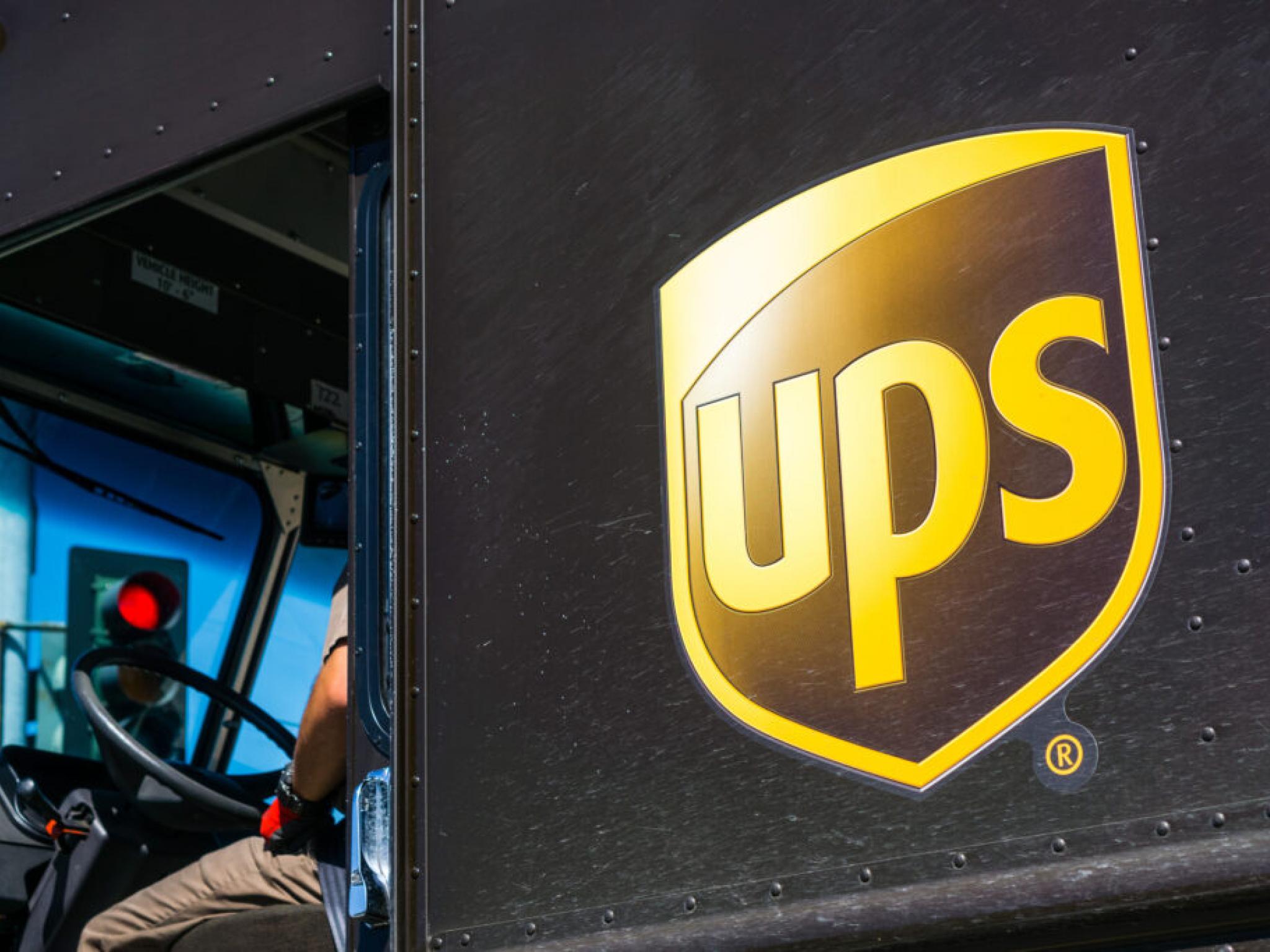 Wall Street’s Most Accurate Analysts Spotlight On 3 Industrials Stocks Delivering High-Dividend Yields
