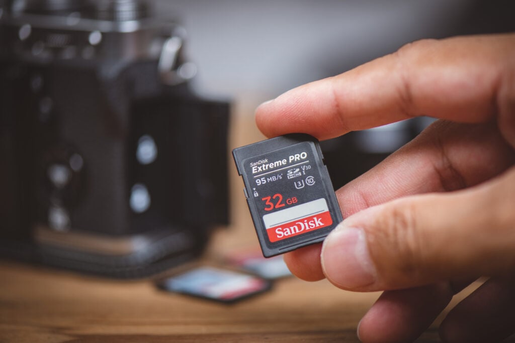 What’s Going On With Sandisk Stock Friday?